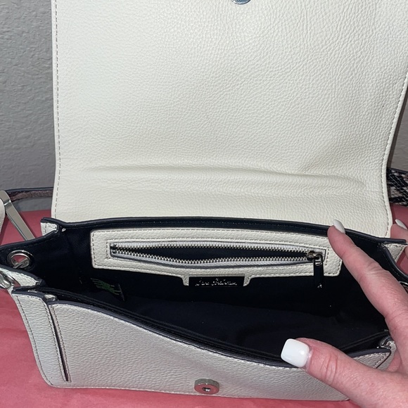 Sam Edelman python print bag - Picture 4 of 13